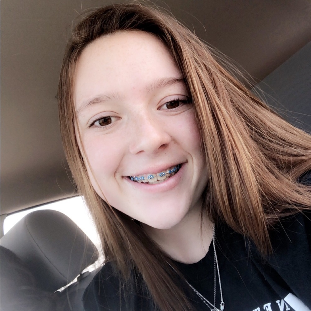 Meet your Posher, Caroline